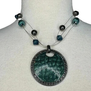 beaded green NY necklace New York and company women's jewlery